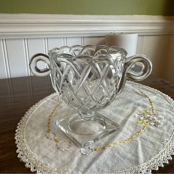 Indiana Glass "Pretzel" Pattern Footed Sugar Bowl 3 3/4” - Clear Pressed Glass - Picture 1 of 5